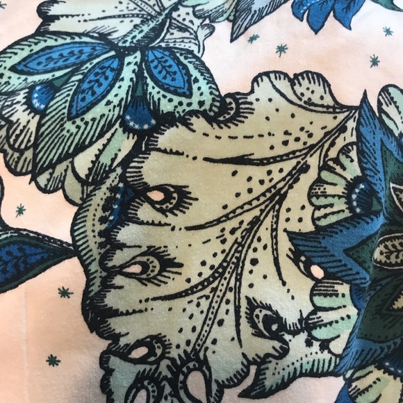 Ann Taylor Signature Crop Jeans - Picture 6 of 8